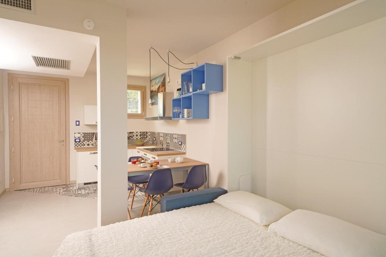 Gardaliva Blue Studio 3 Manerba del Garda Luaran gambar