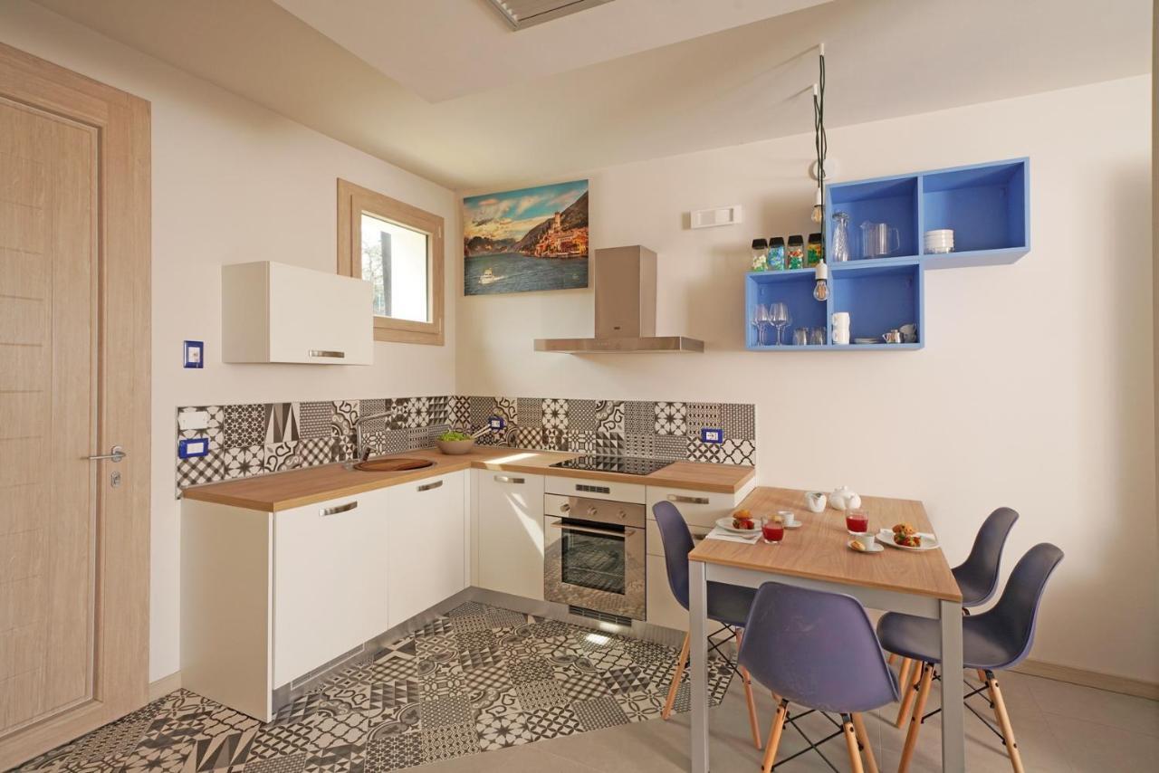 Gardaliva Blue Studio 3 Manerba del Garda Luaran gambar